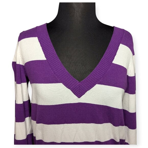 SO Vibrant Purple & White Striped V-Neck Long Sleeve Sweater Juniors Size XL - Picture 2 of 12
